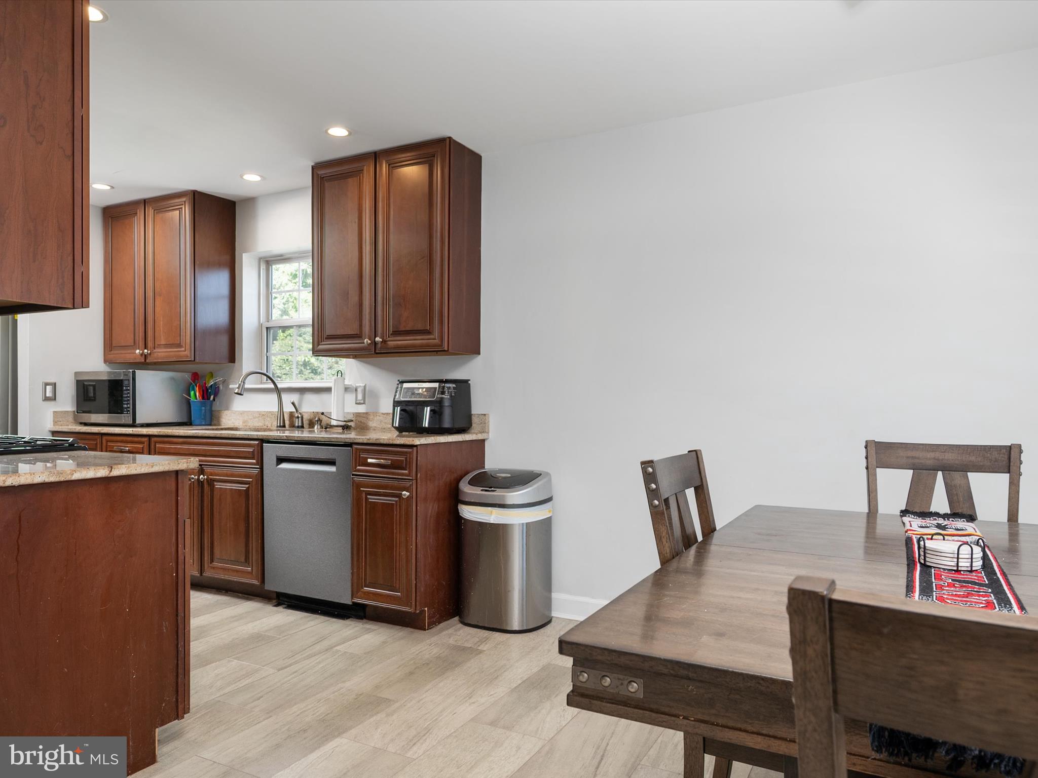 GOLTON - Residential