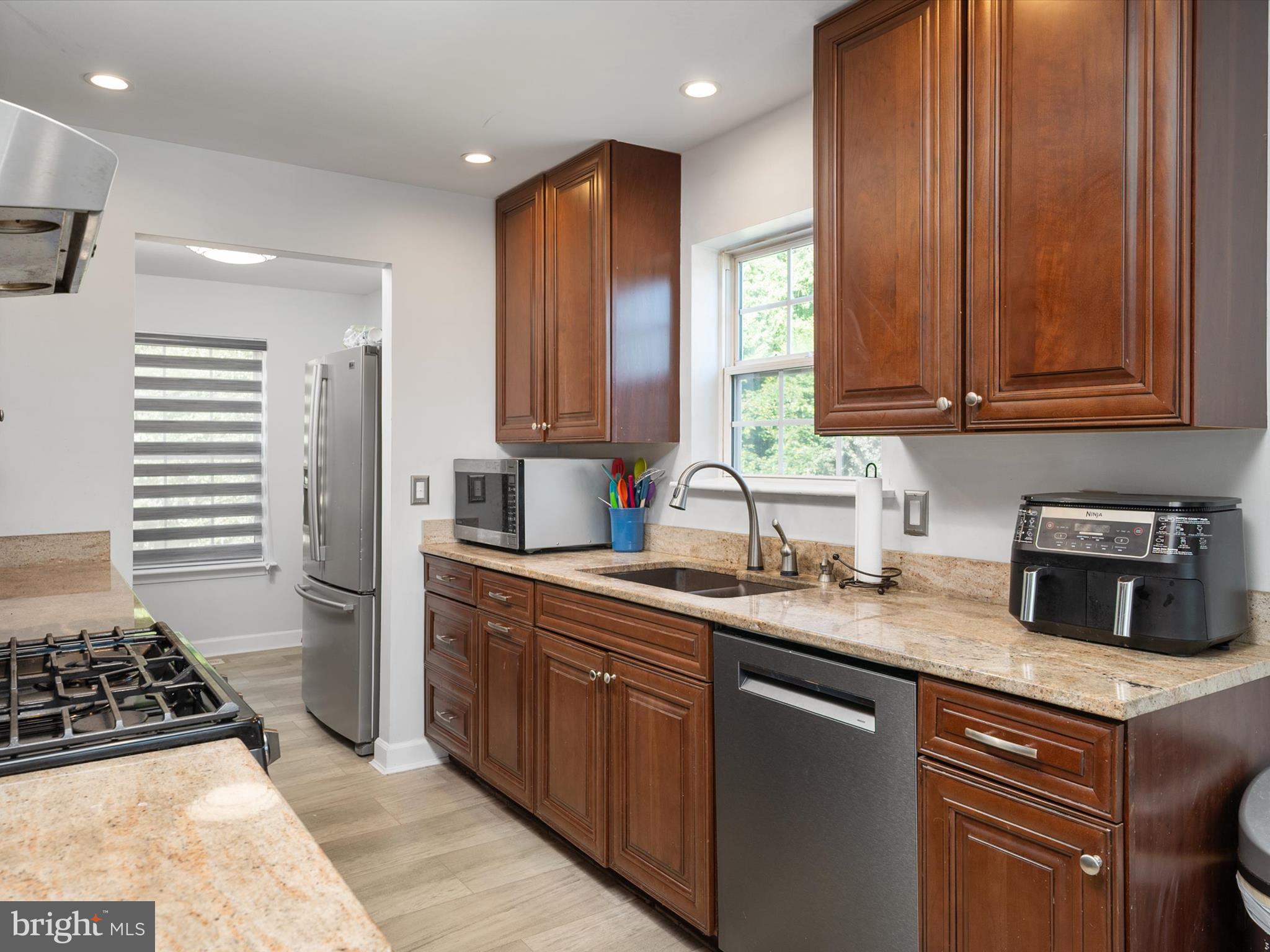 GOLTON - Residential