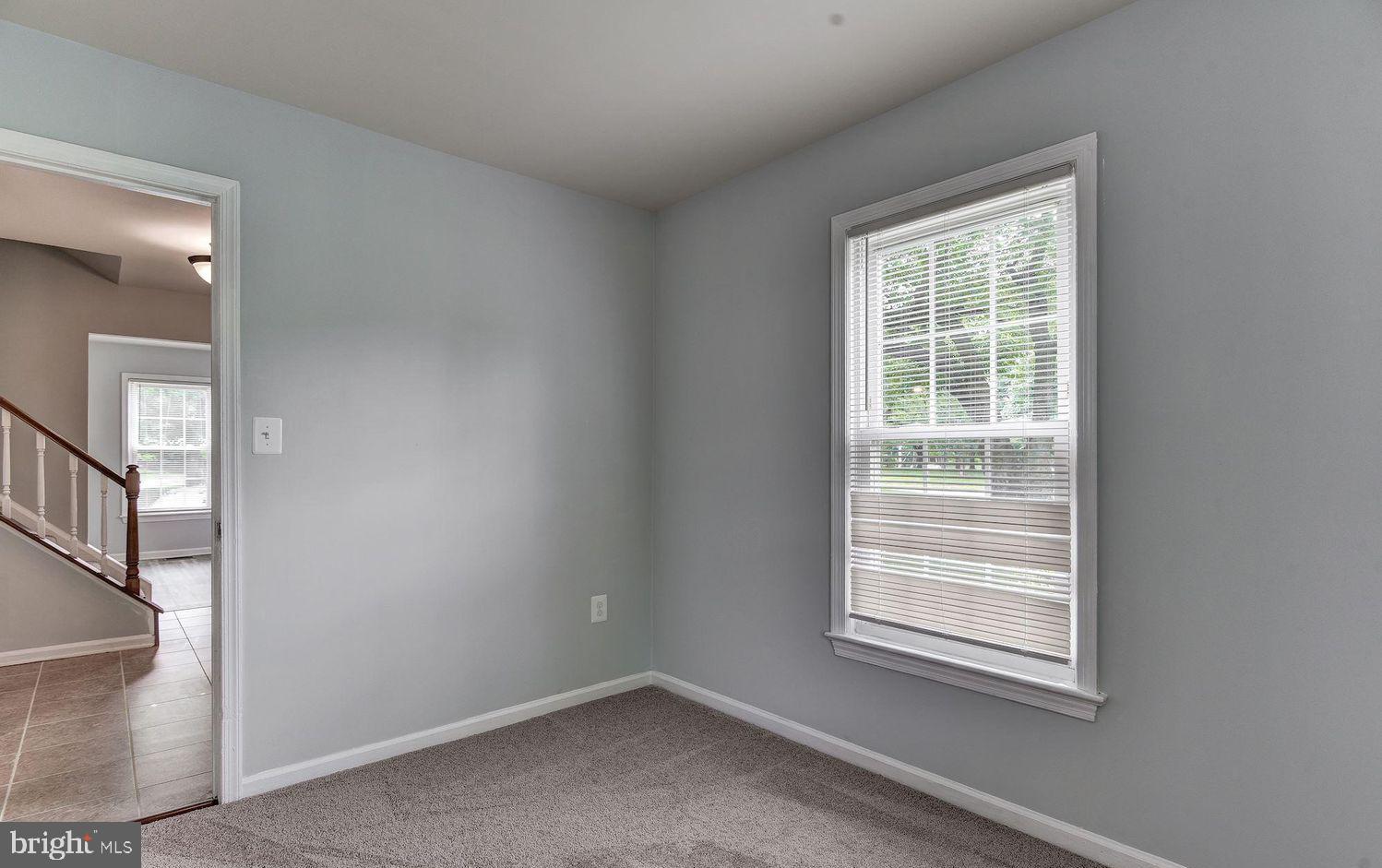 SHADY GROVE VILLAGE - Residential Lease