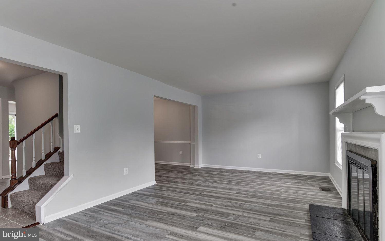 SHADY GROVE VILLAGE - Residential Lease