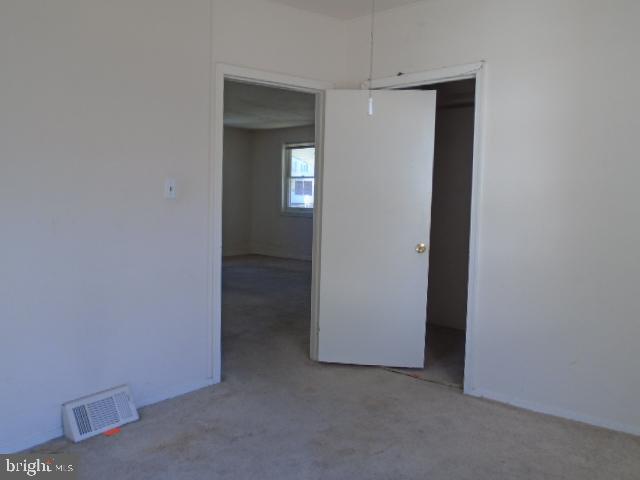 GRAY MANOR - Residential