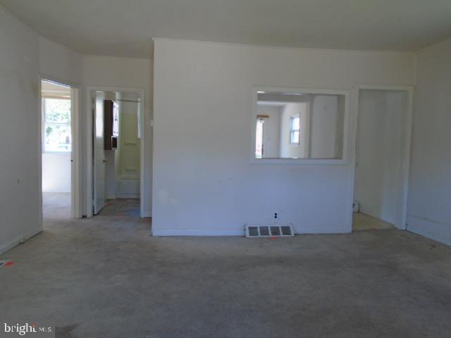 GRAY MANOR - Residential