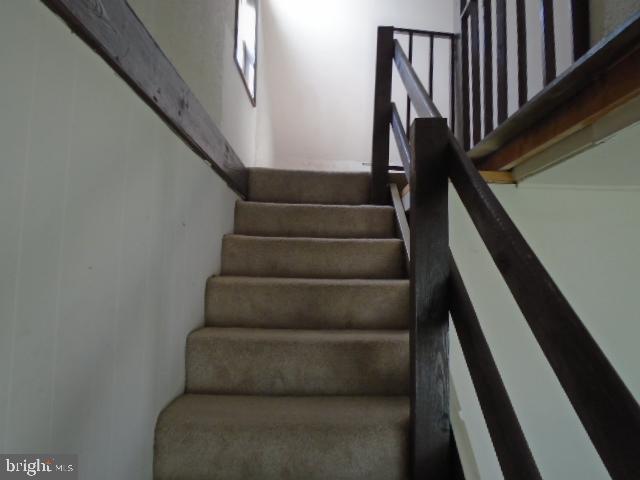 GRAY MANOR - Residential