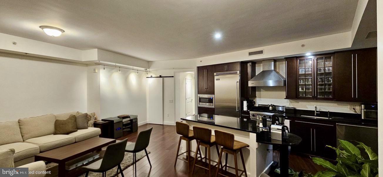 LIONSGATE - Residential