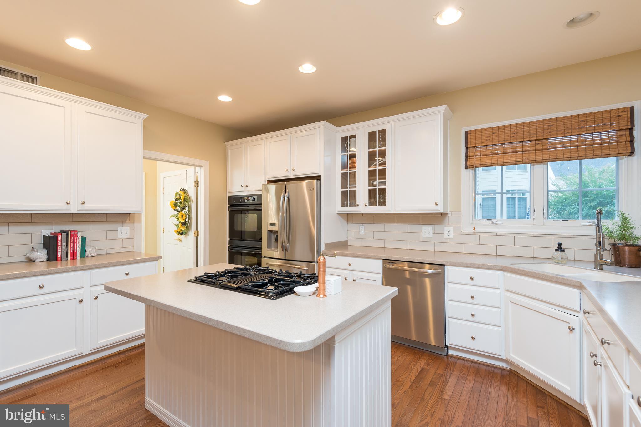 RIVER FALLS - Residential