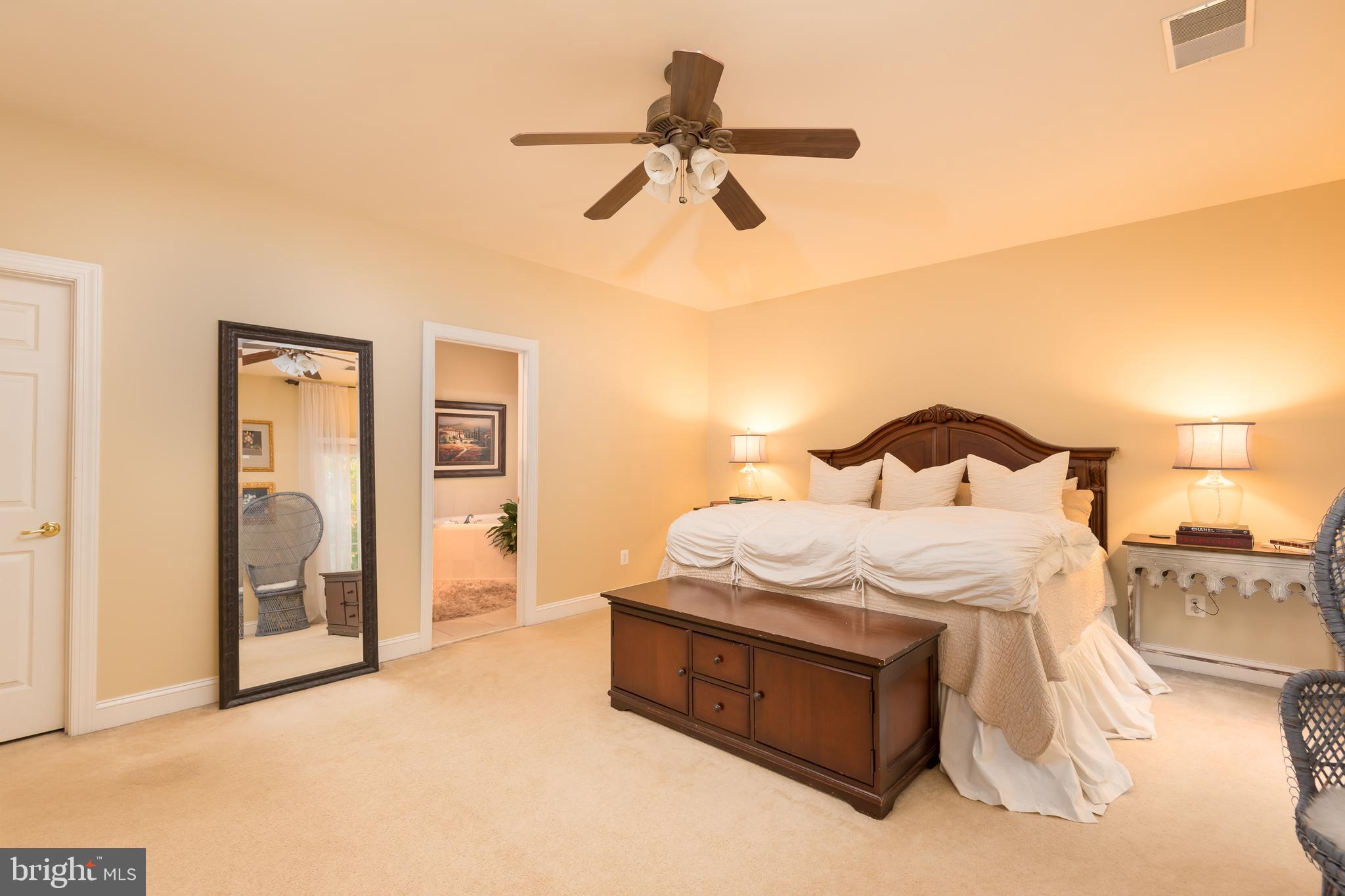 RIVER FALLS - Residential