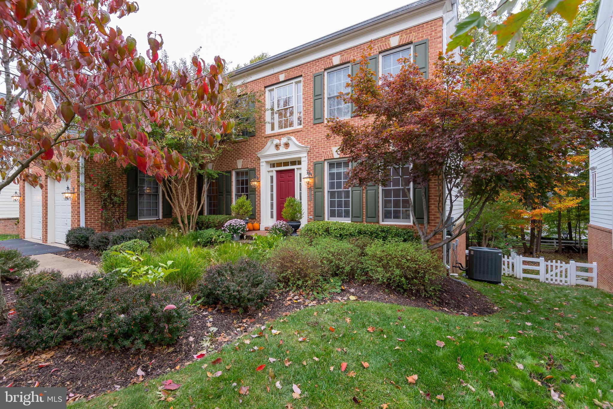 RIVER FALLS - Residential