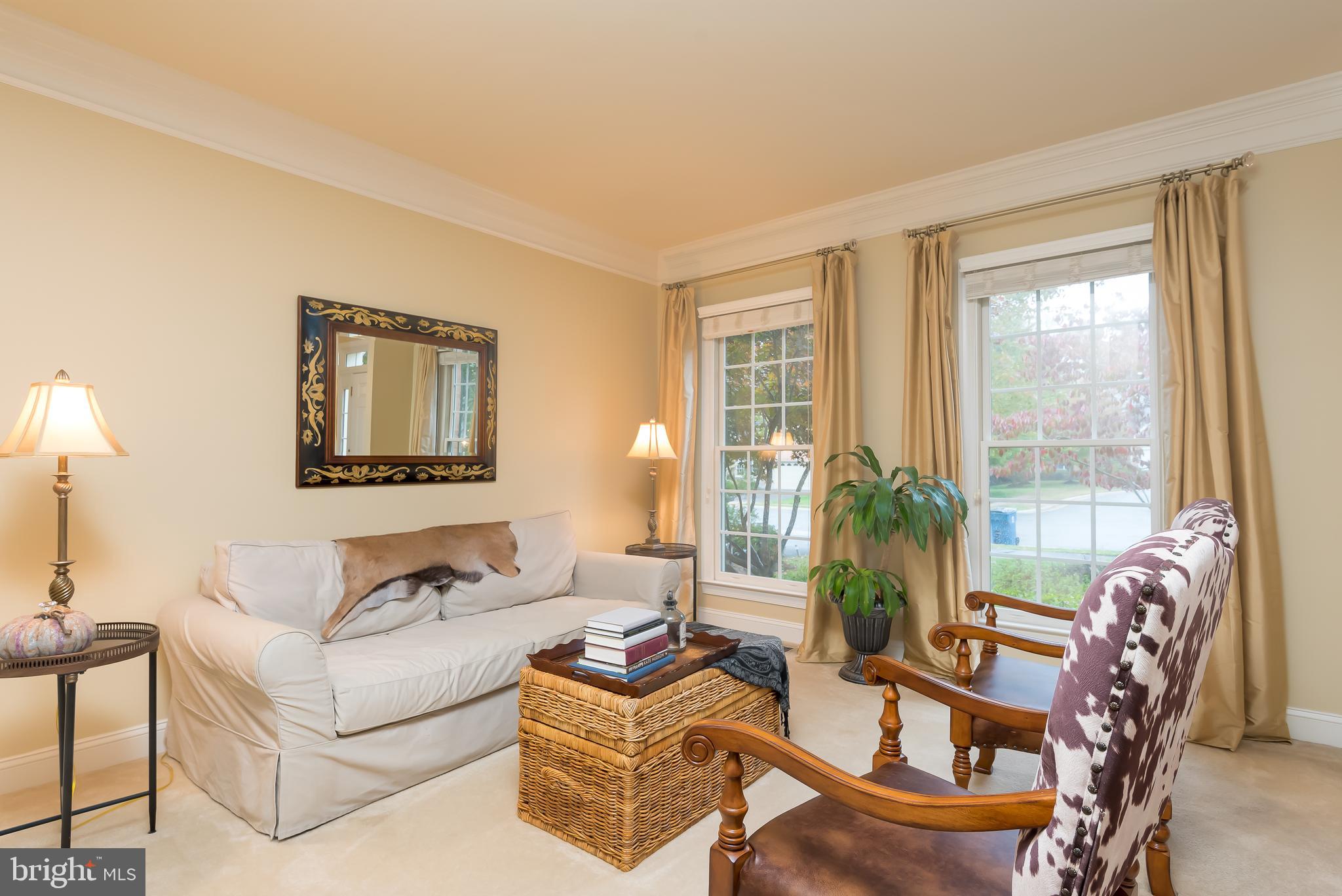 RIVER FALLS - Residential