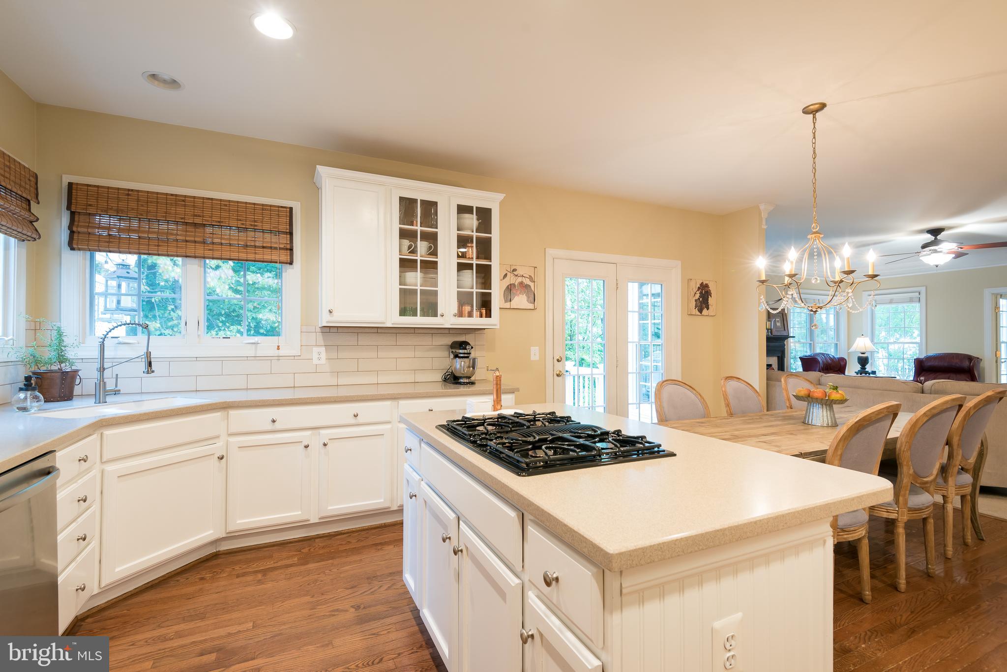 RIVER FALLS - Residential