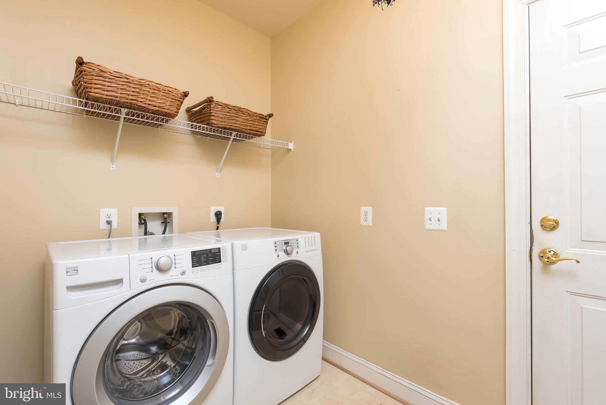 RIVER FALLS - Residential