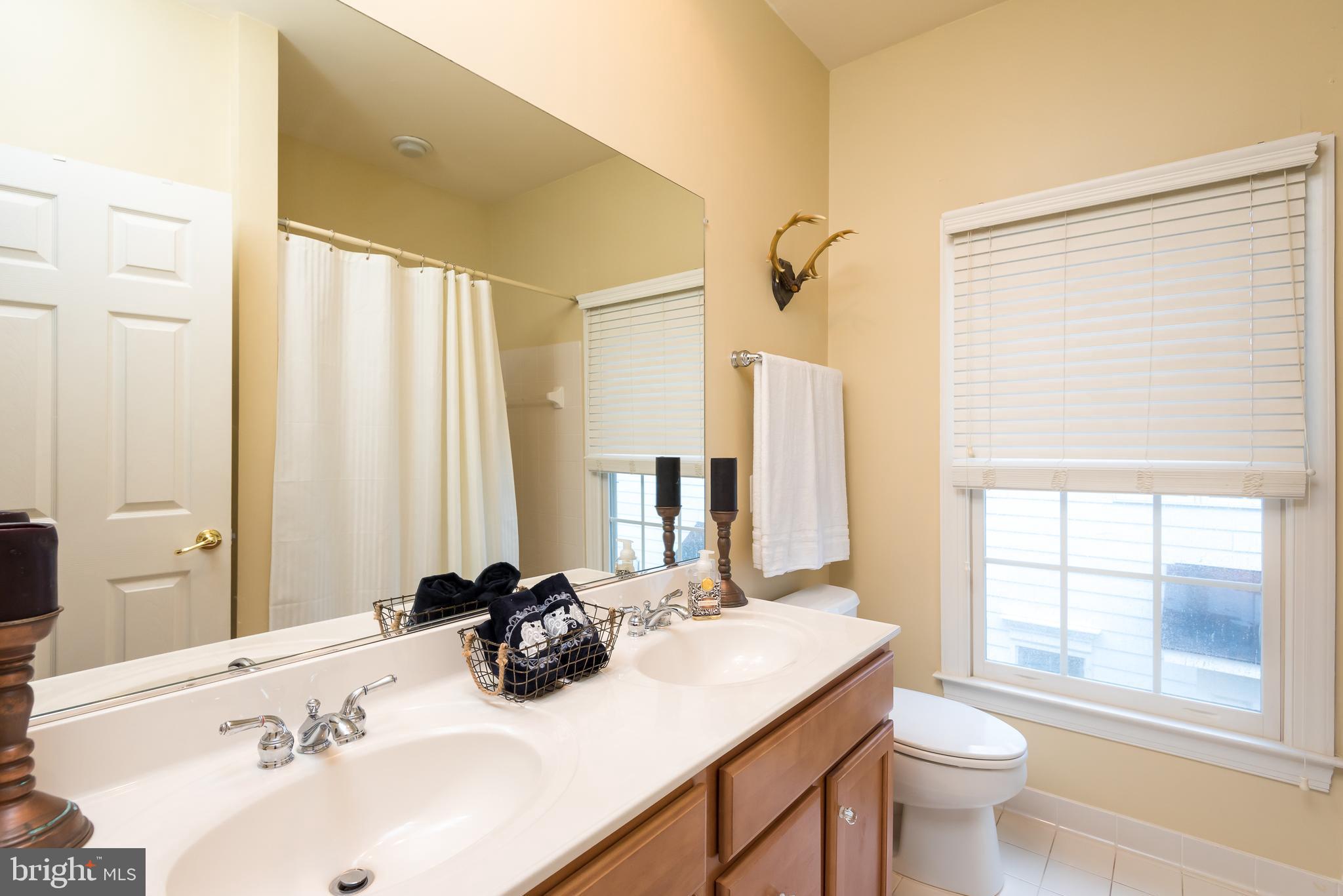 RIVER FALLS - Residential