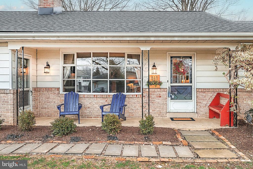 Photo of 511 MOCKINGBIRD DR, COLUMBIA, PA 17512 (MLS # PALA2030068)