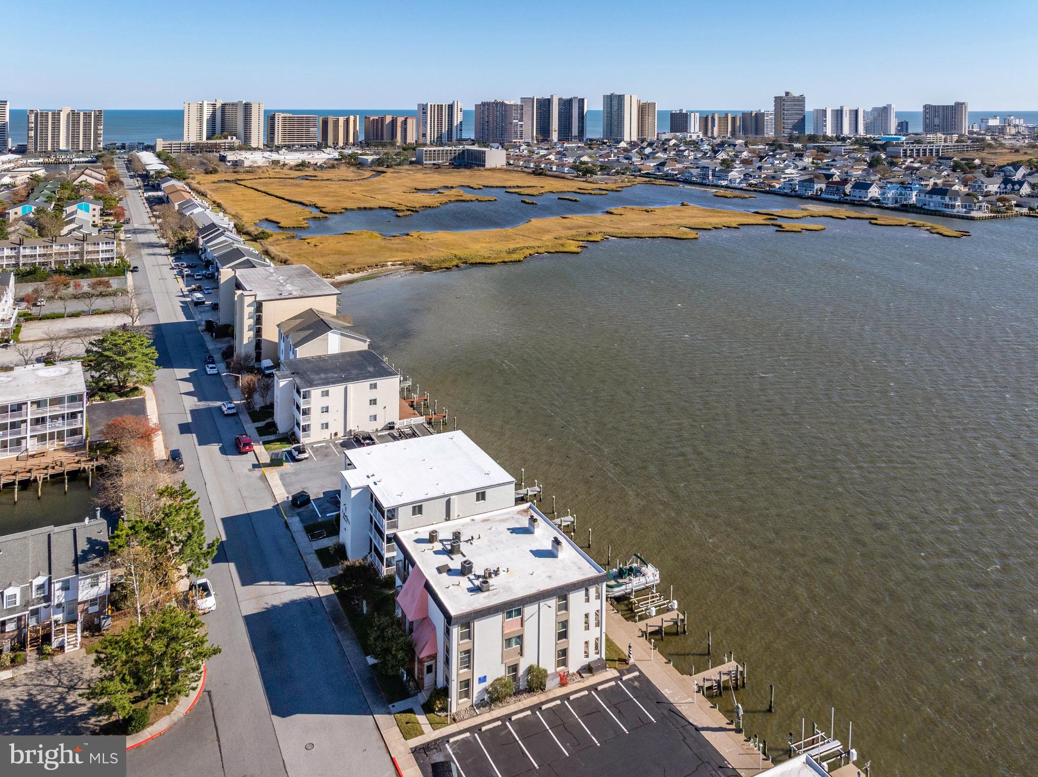 181 JAMESTOWN ROAD 1