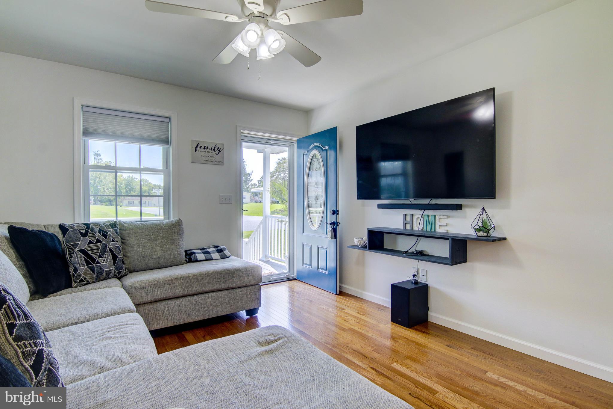 SECRETARY - Residential