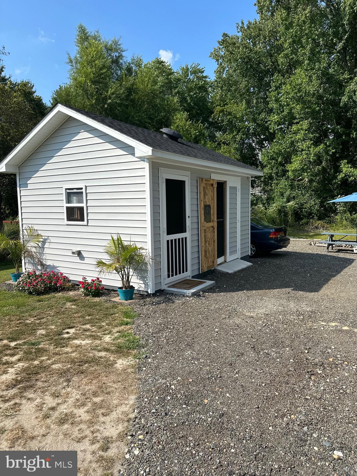 SECRETARY - Residential