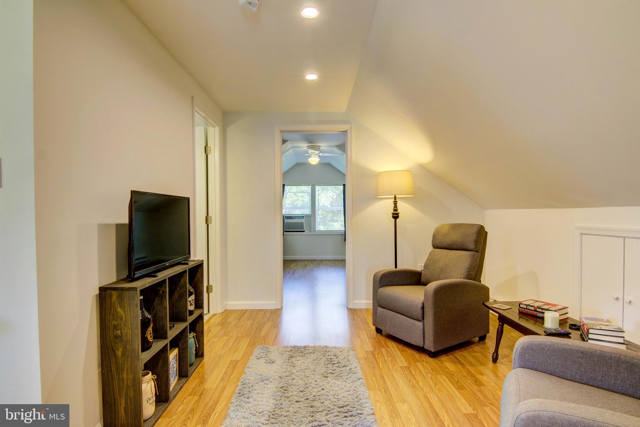 SECRETARY - Residential