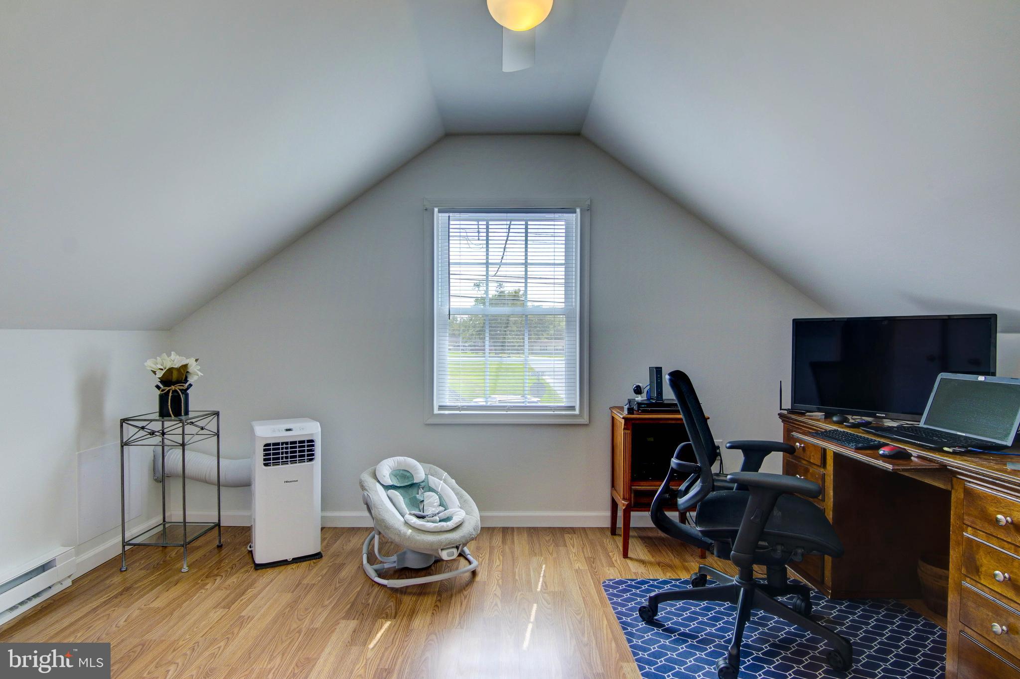 SECRETARY - Residential