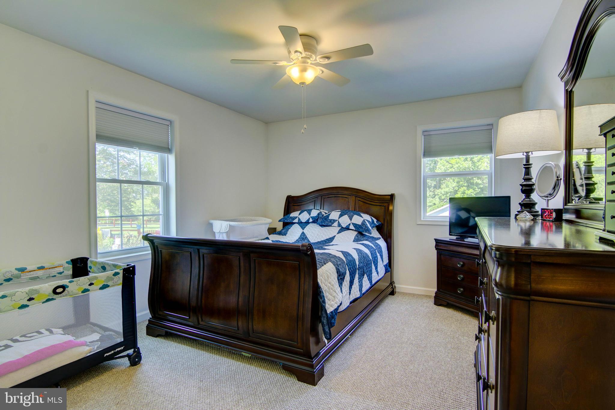 SECRETARY - Residential