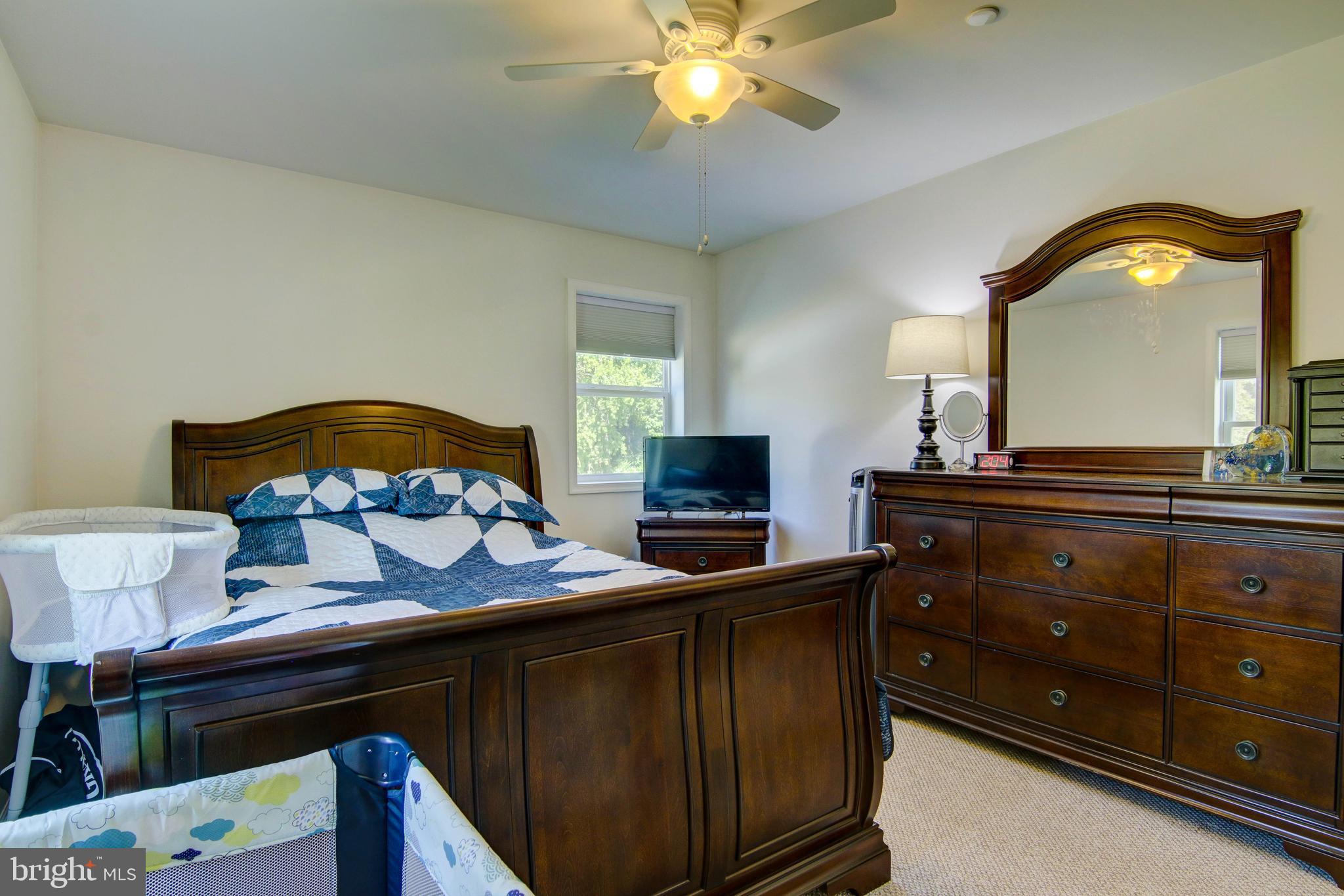 SECRETARY - Residential