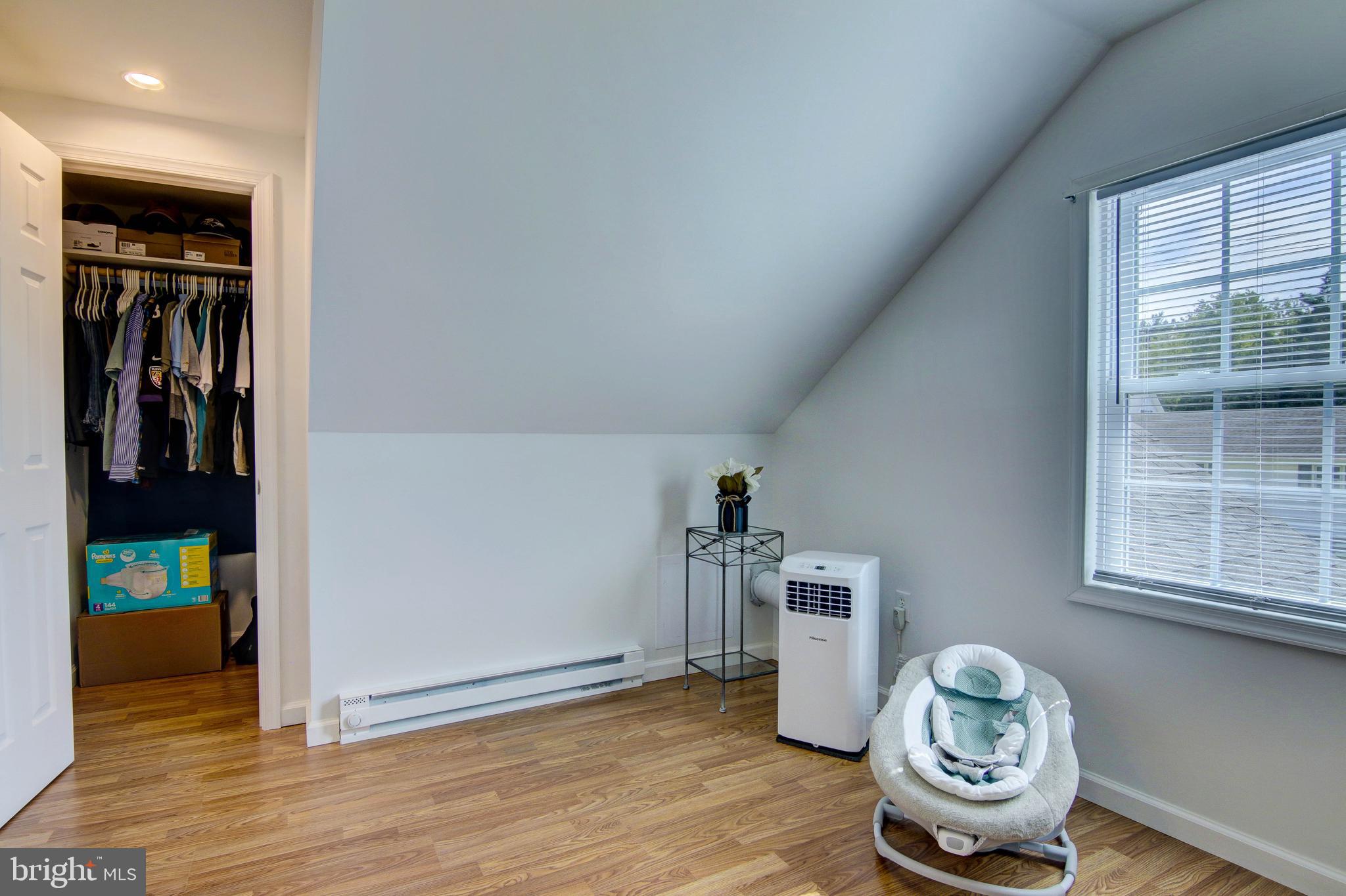 SECRETARY - Residential