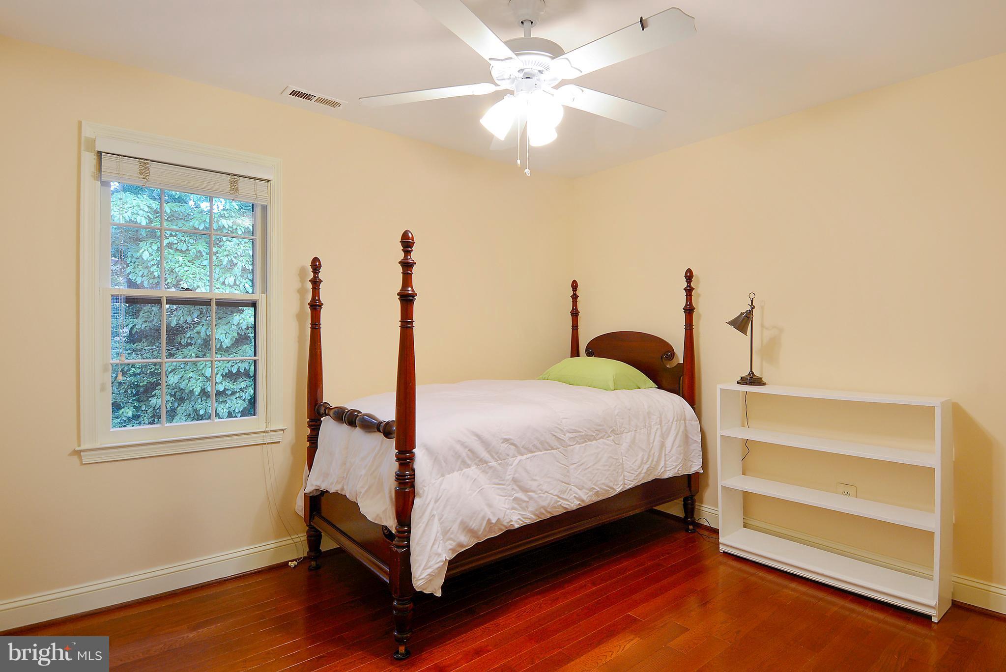 FAIR OAKS ESTATES - Residential