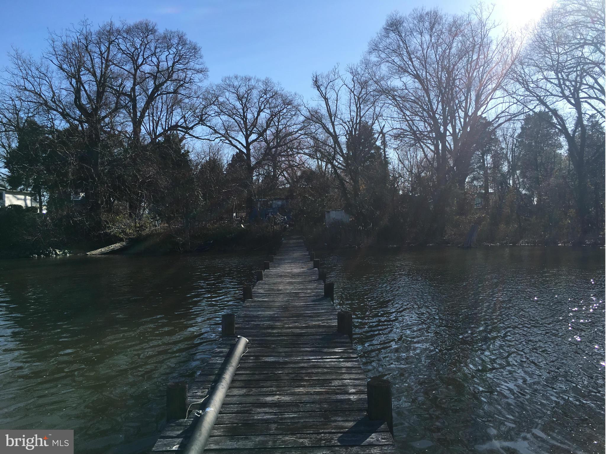 COBB ISLAND - Residential