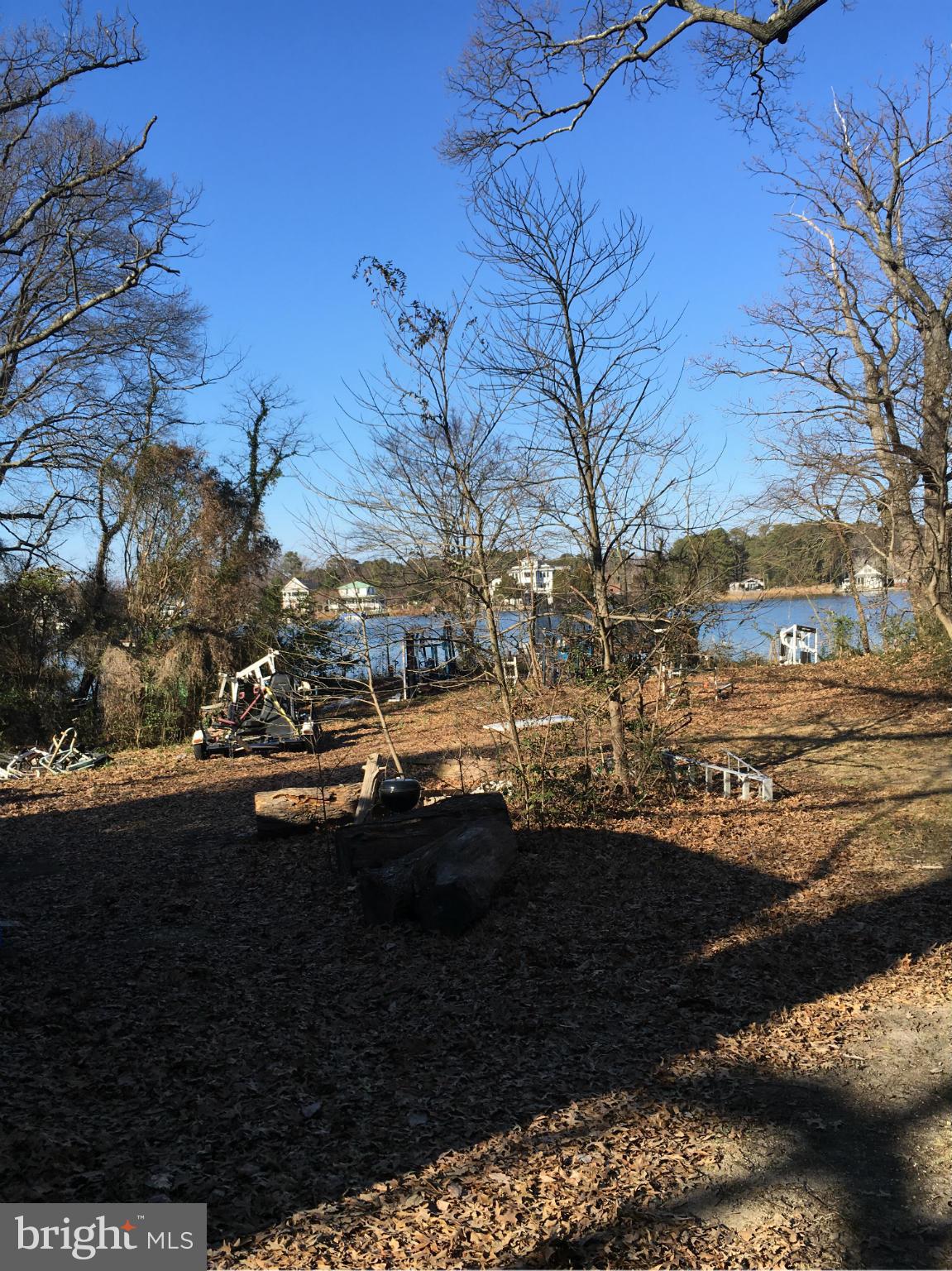 COBB ISLAND - Residential