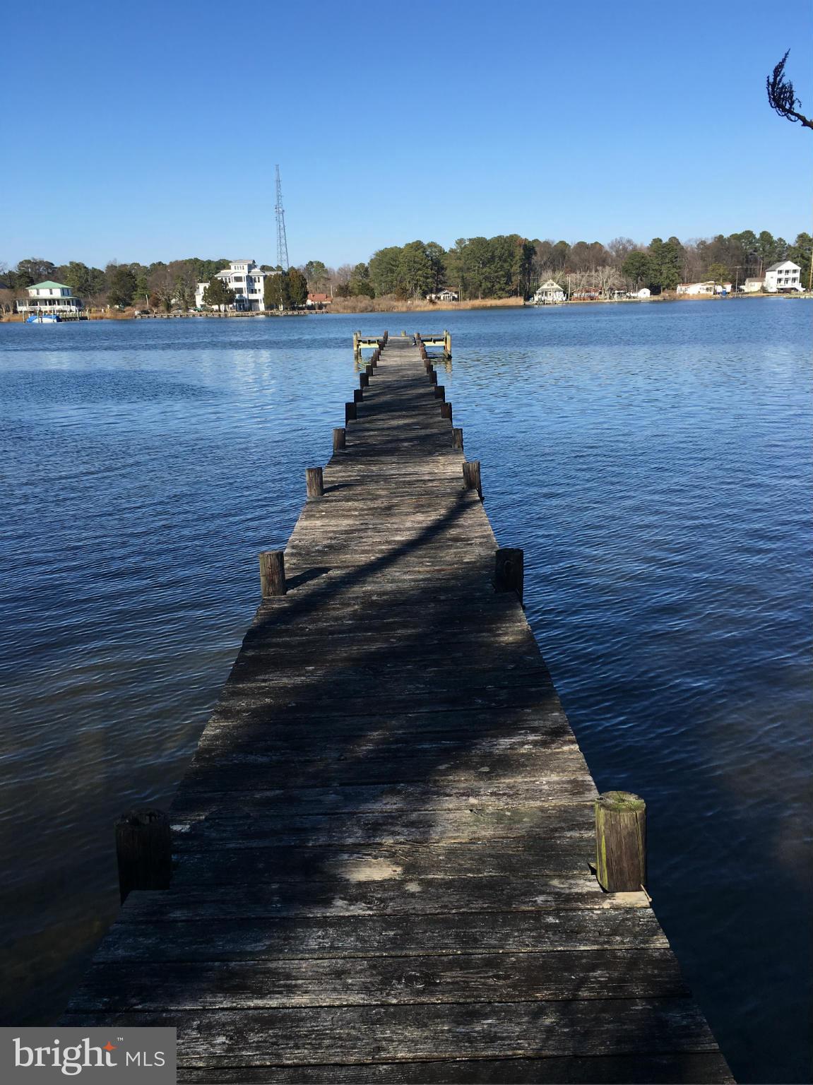 COBB ISLAND - Residential