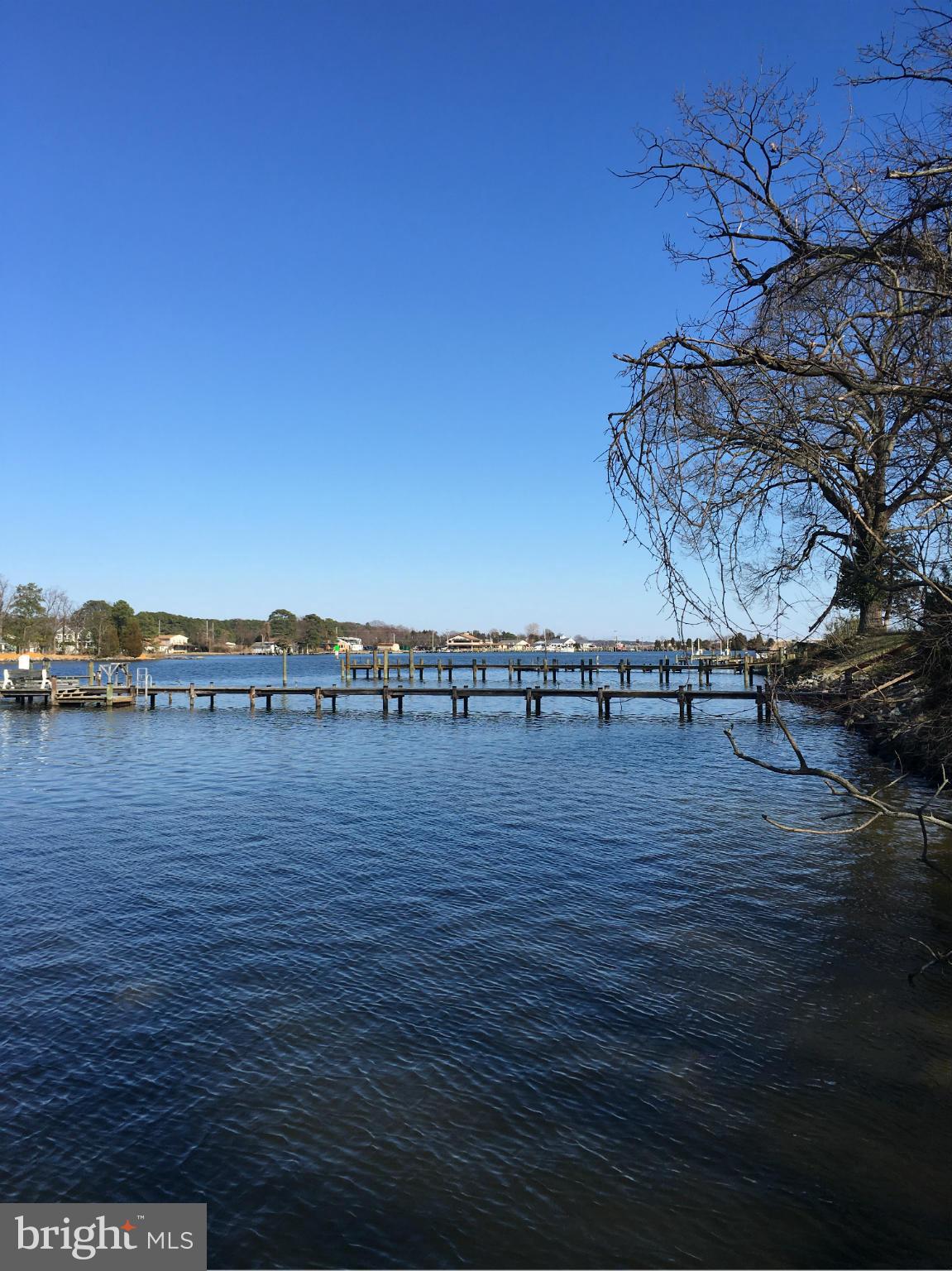 COBB ISLAND - Residential