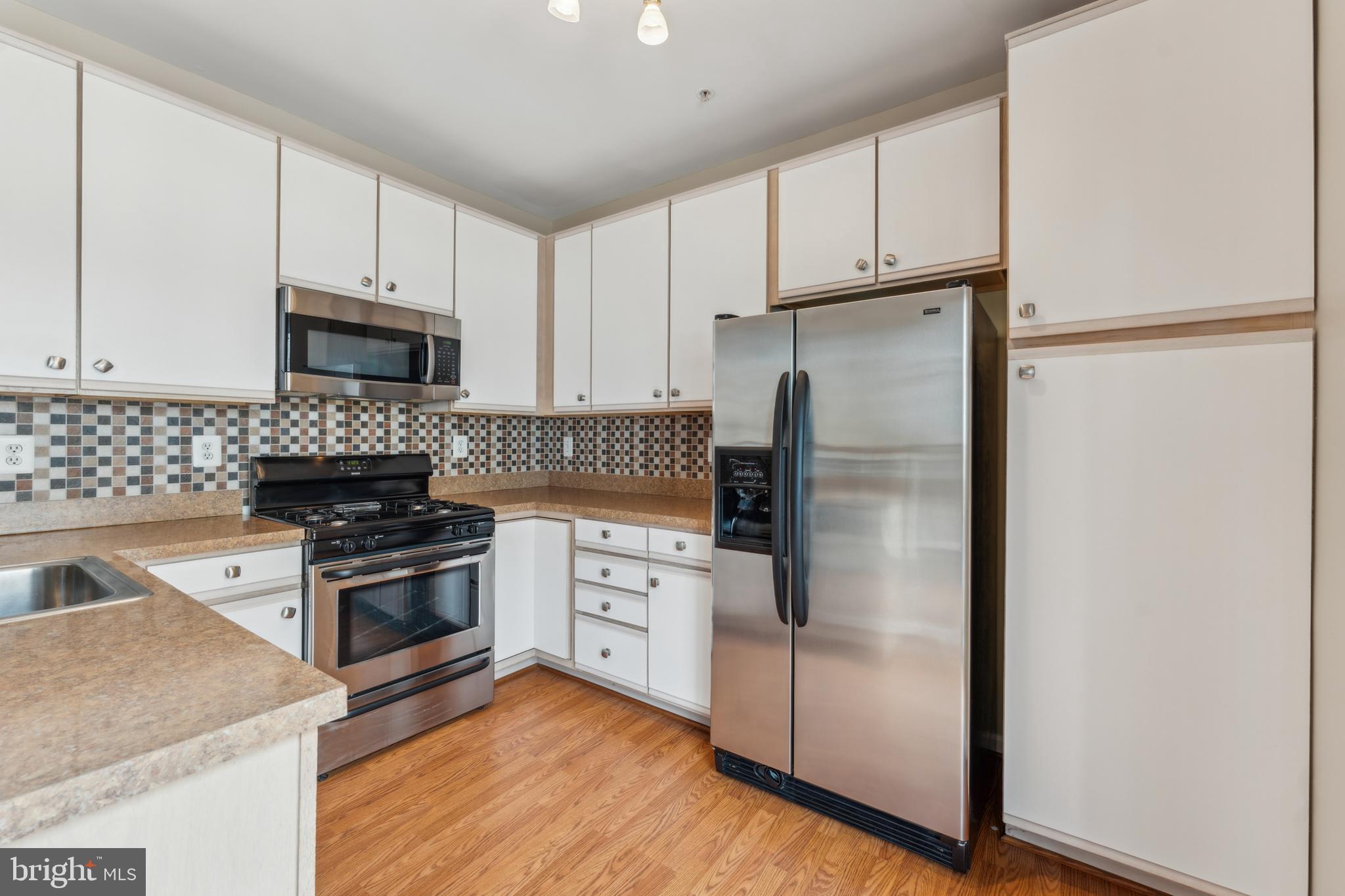 RUSSETT - Residential