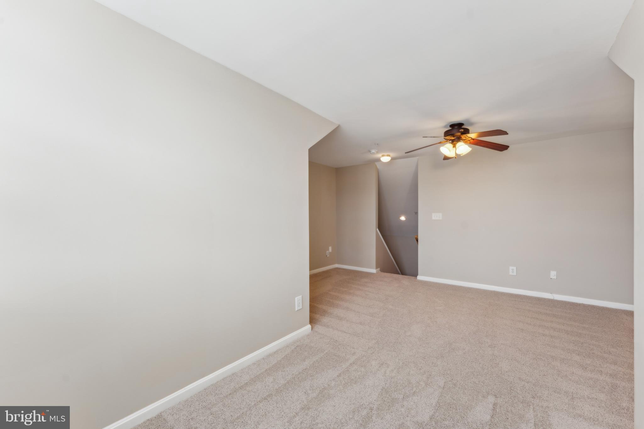 RUSSETT - Residential