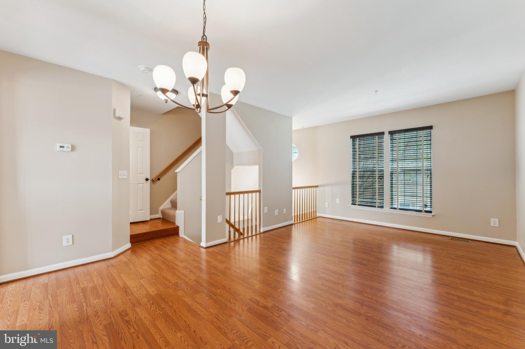 RUSSETT - Residential