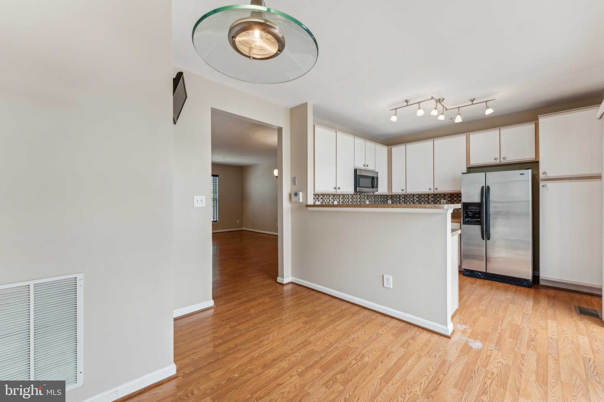 RUSSETT - Residential