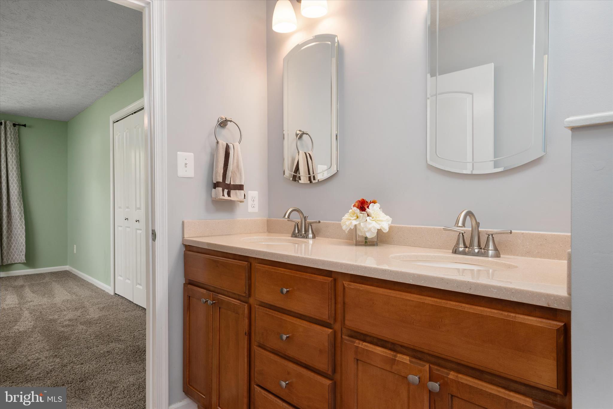 HIDDEN RIDGE - Residential