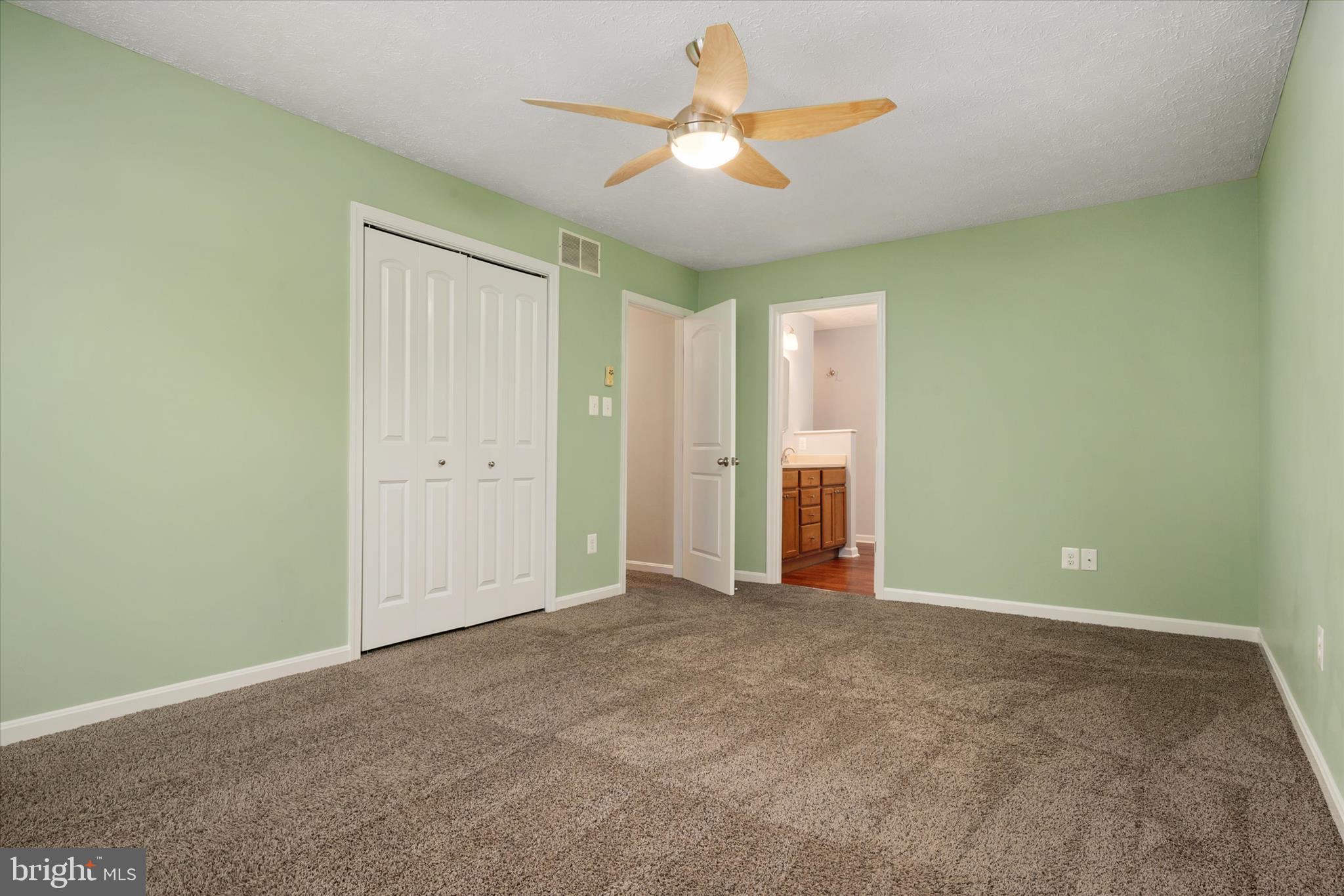 HIDDEN RIDGE - Residential