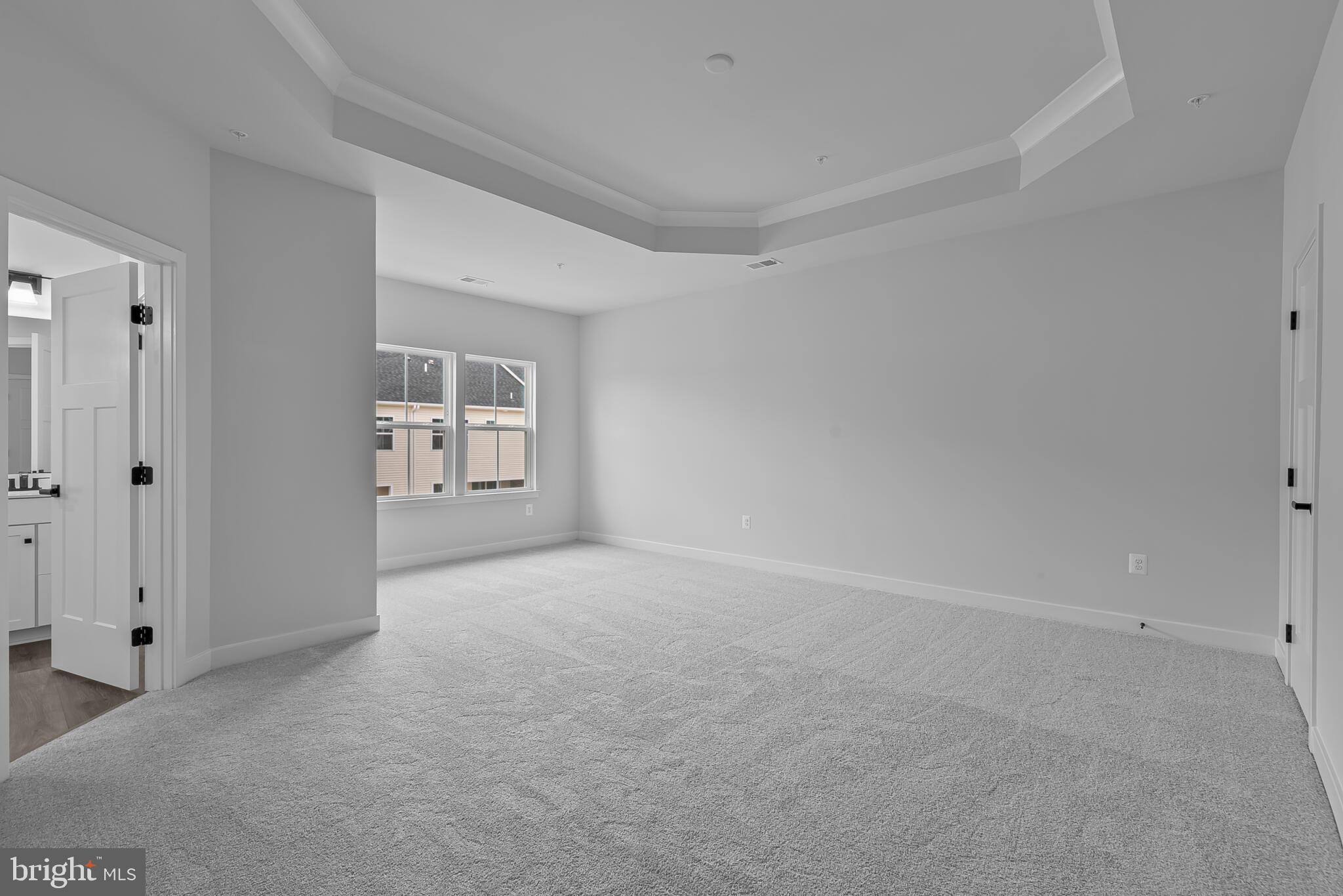 SOUTHLAKE - Residential