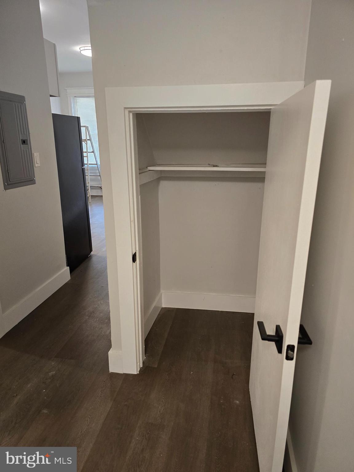 LOGAN - Residential Lease