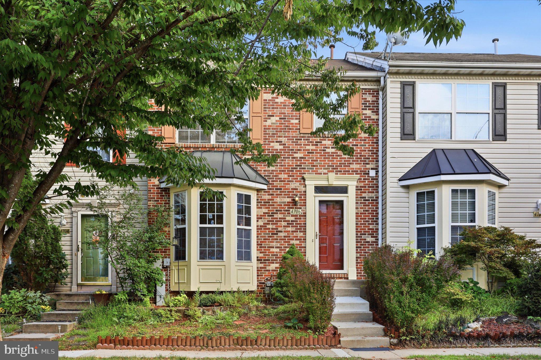 4706 BUXTON CIRCLE