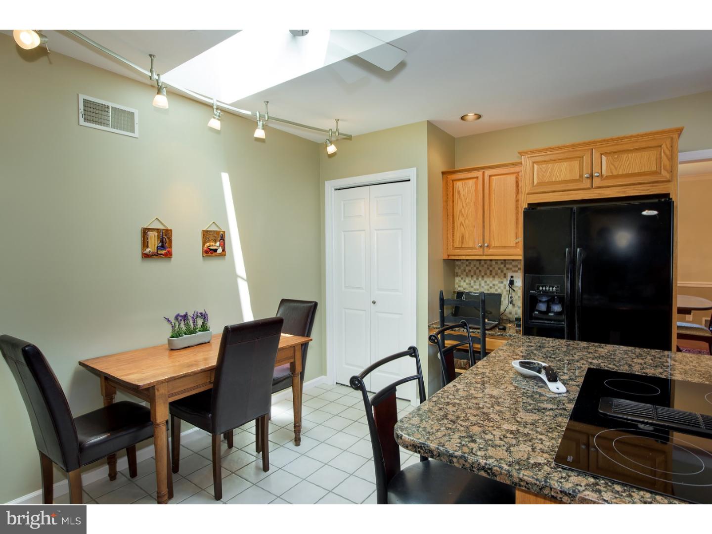 LONGVUE ESTATES - Residential