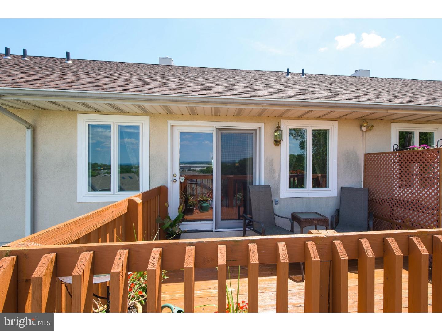 LONGVUE ESTATES - Residential