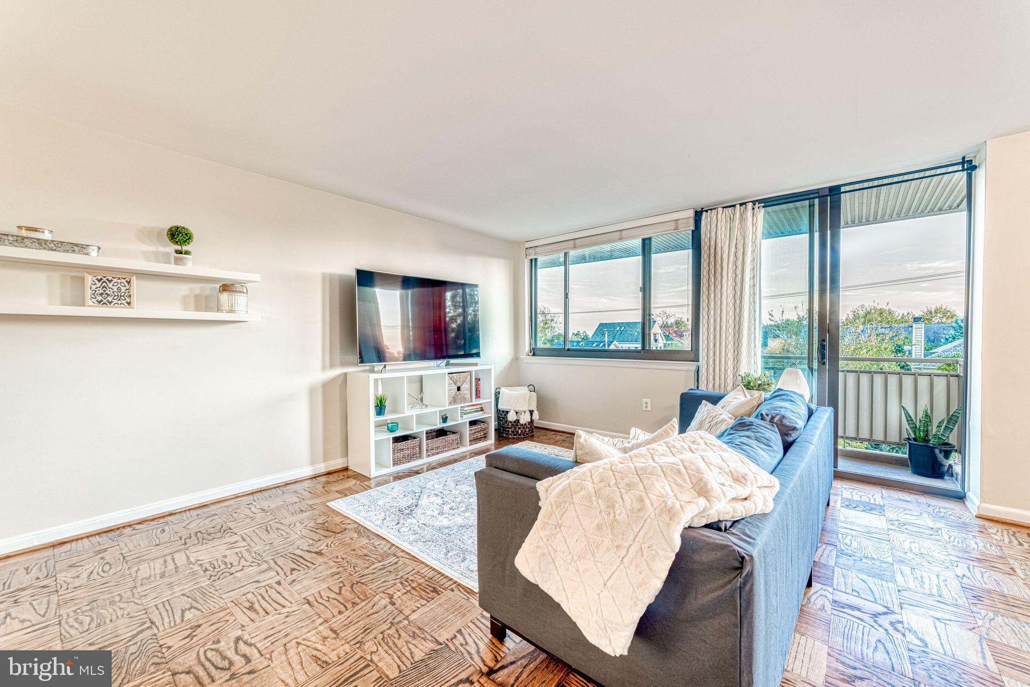 STONERIDGE KNOLL - Residential