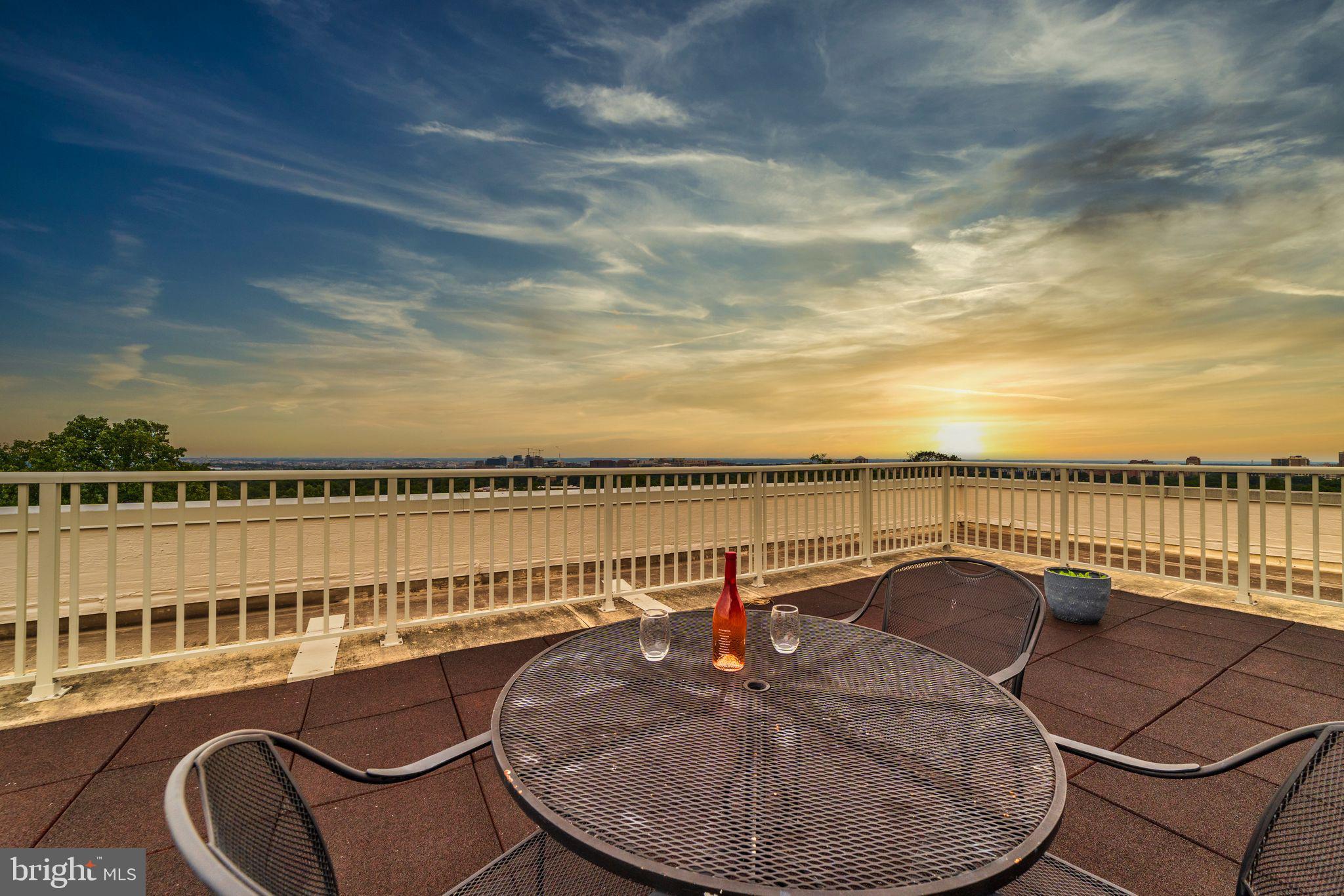 STONERIDGE KNOLL - Residential