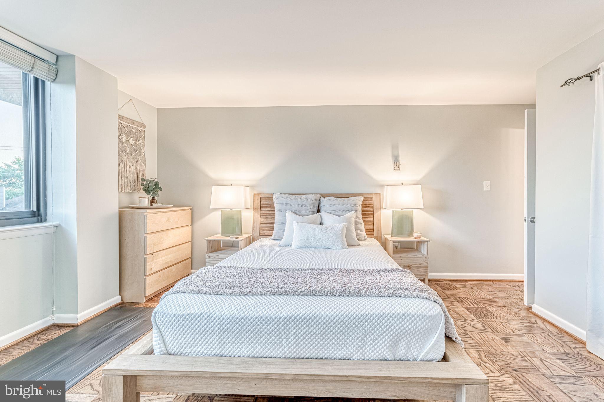 STONERIDGE KNOLL - Residential