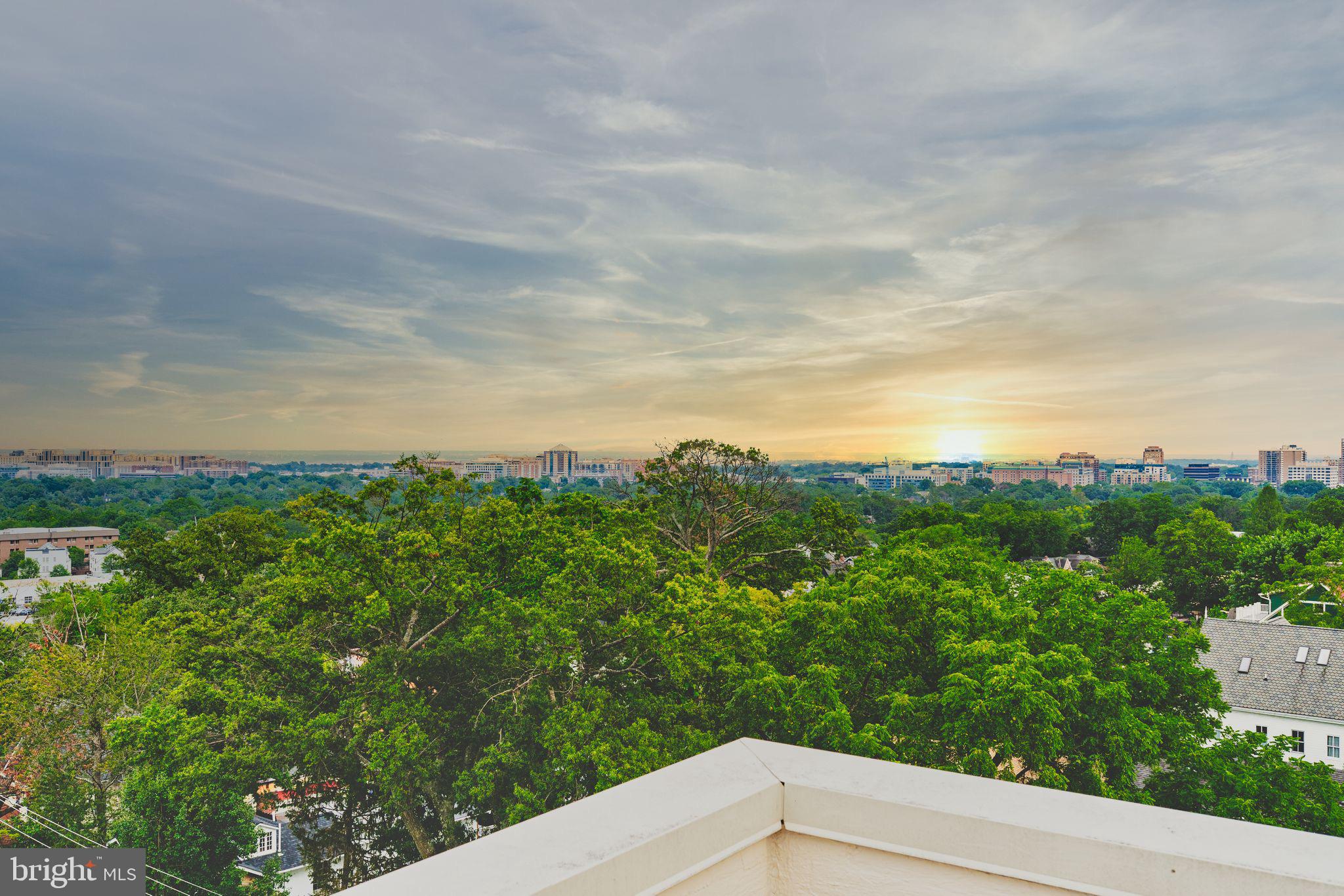 STONERIDGE KNOLL - Residential