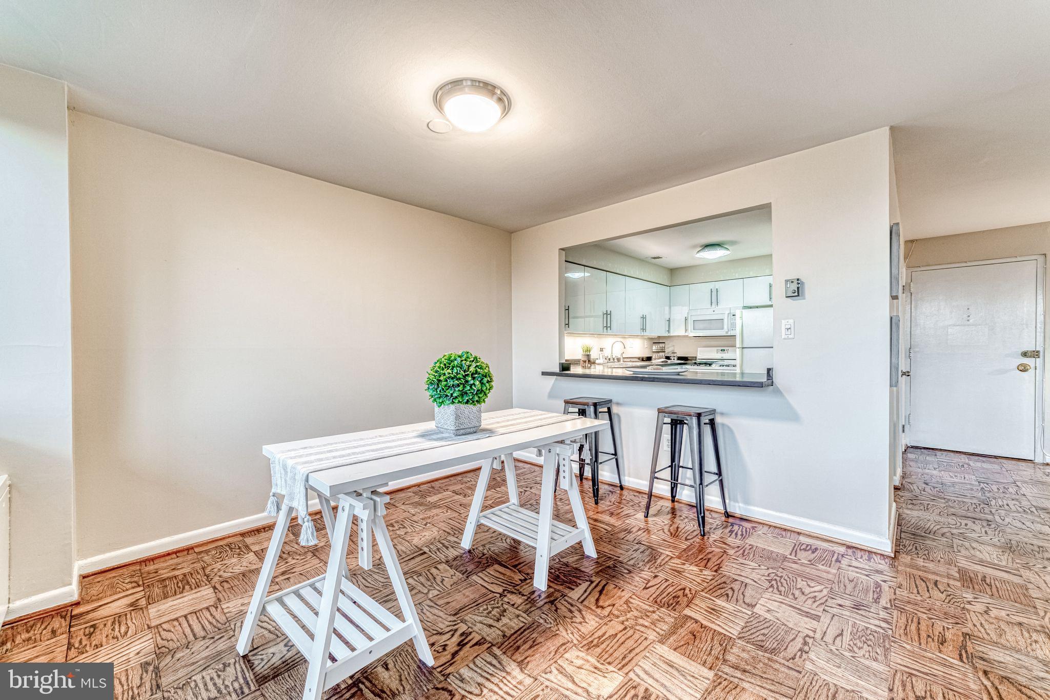 STONERIDGE KNOLL - Residential