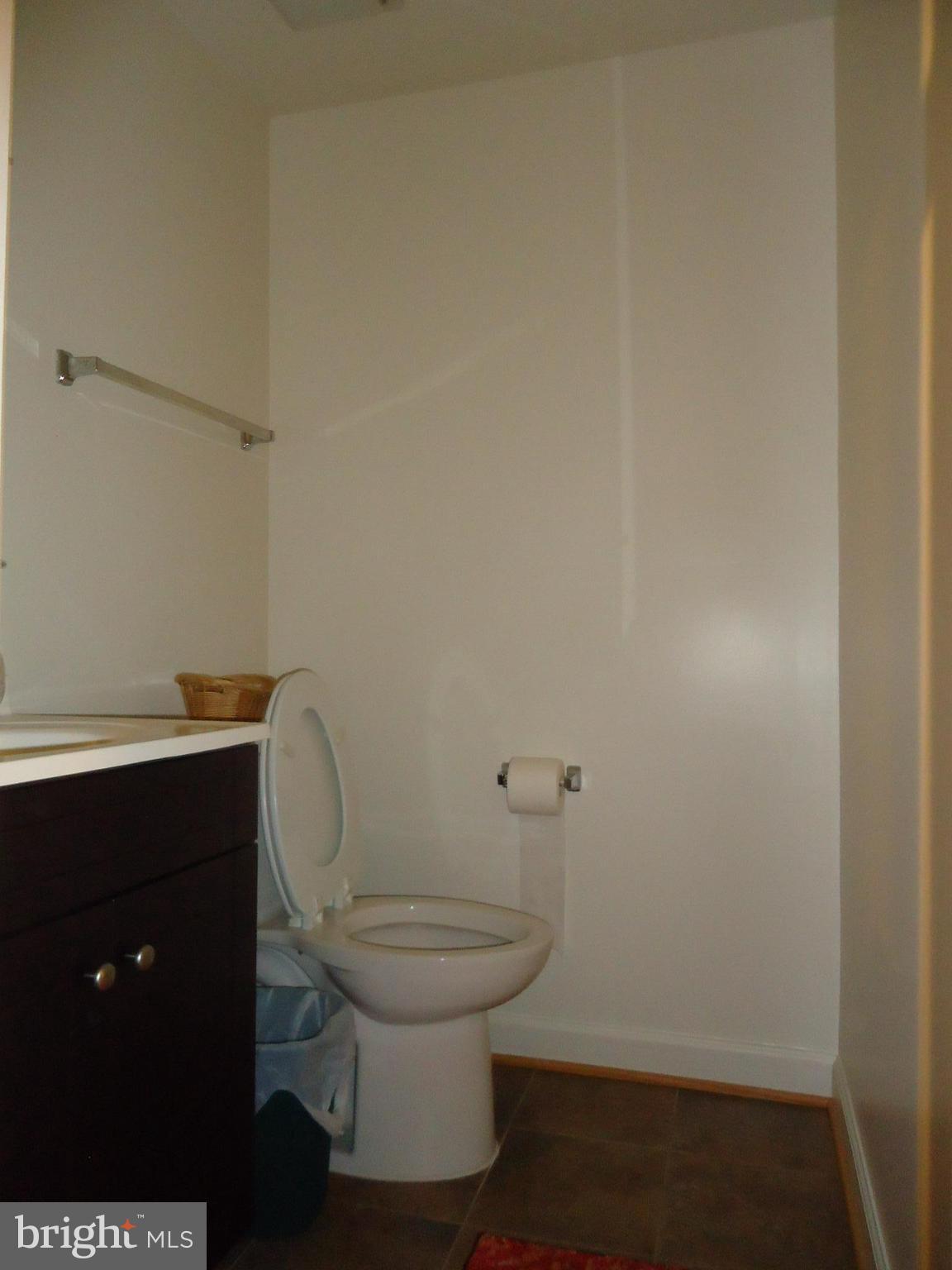 CARDINAL GLEN - Residential Lease