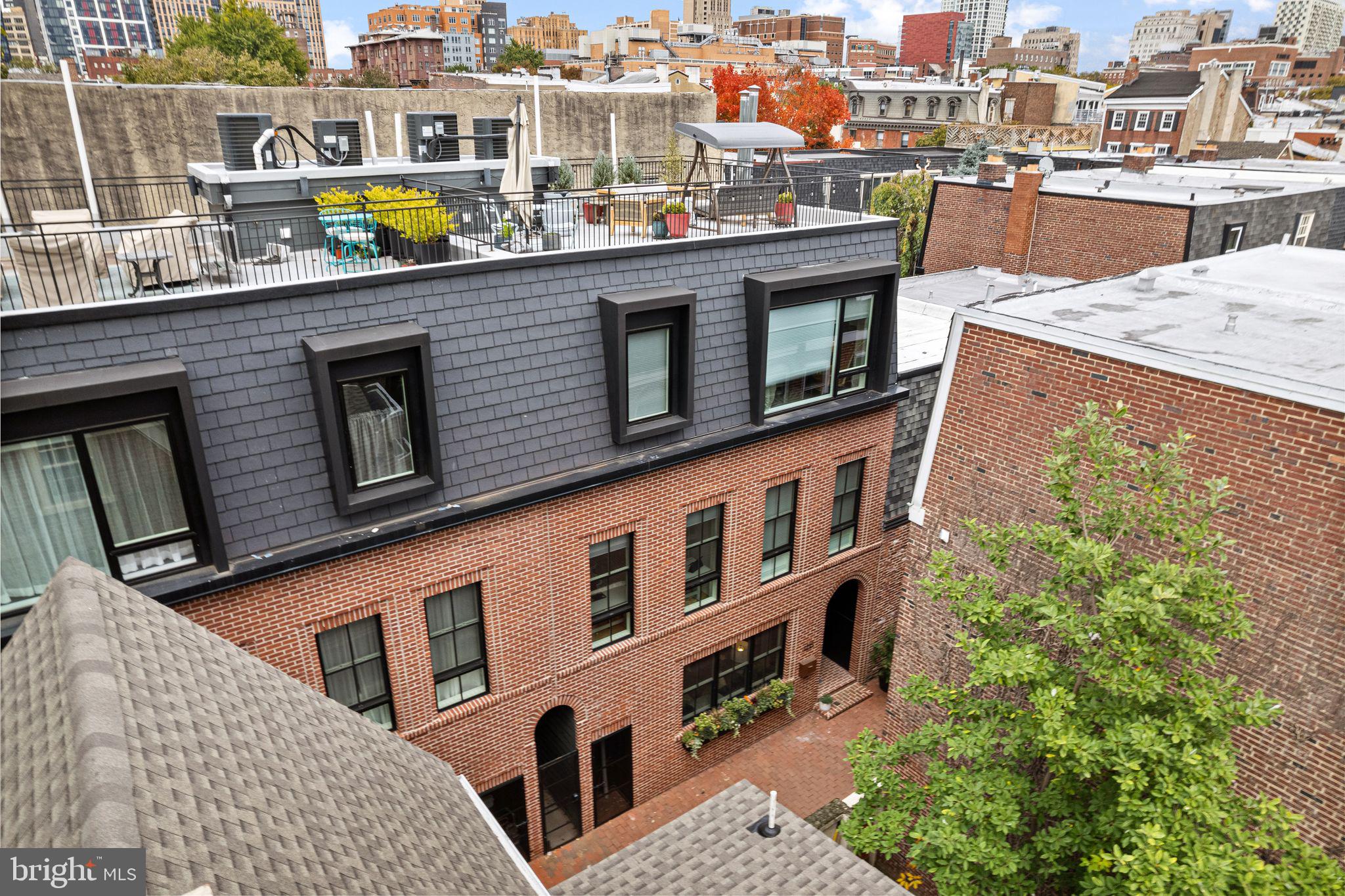 WASHINGTON SQ WEST - Residential