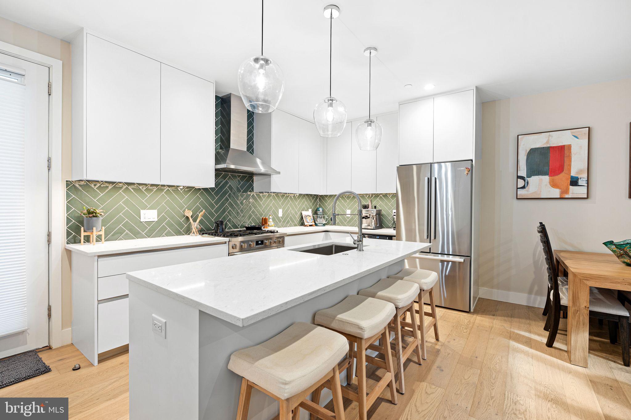 WASHINGTON SQ WEST - Residential