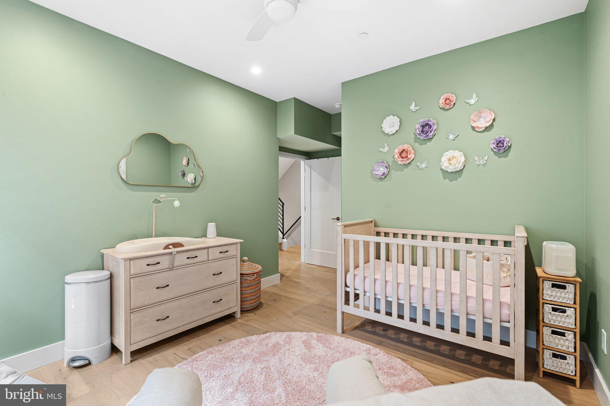 WASHINGTON SQ WEST - Residential