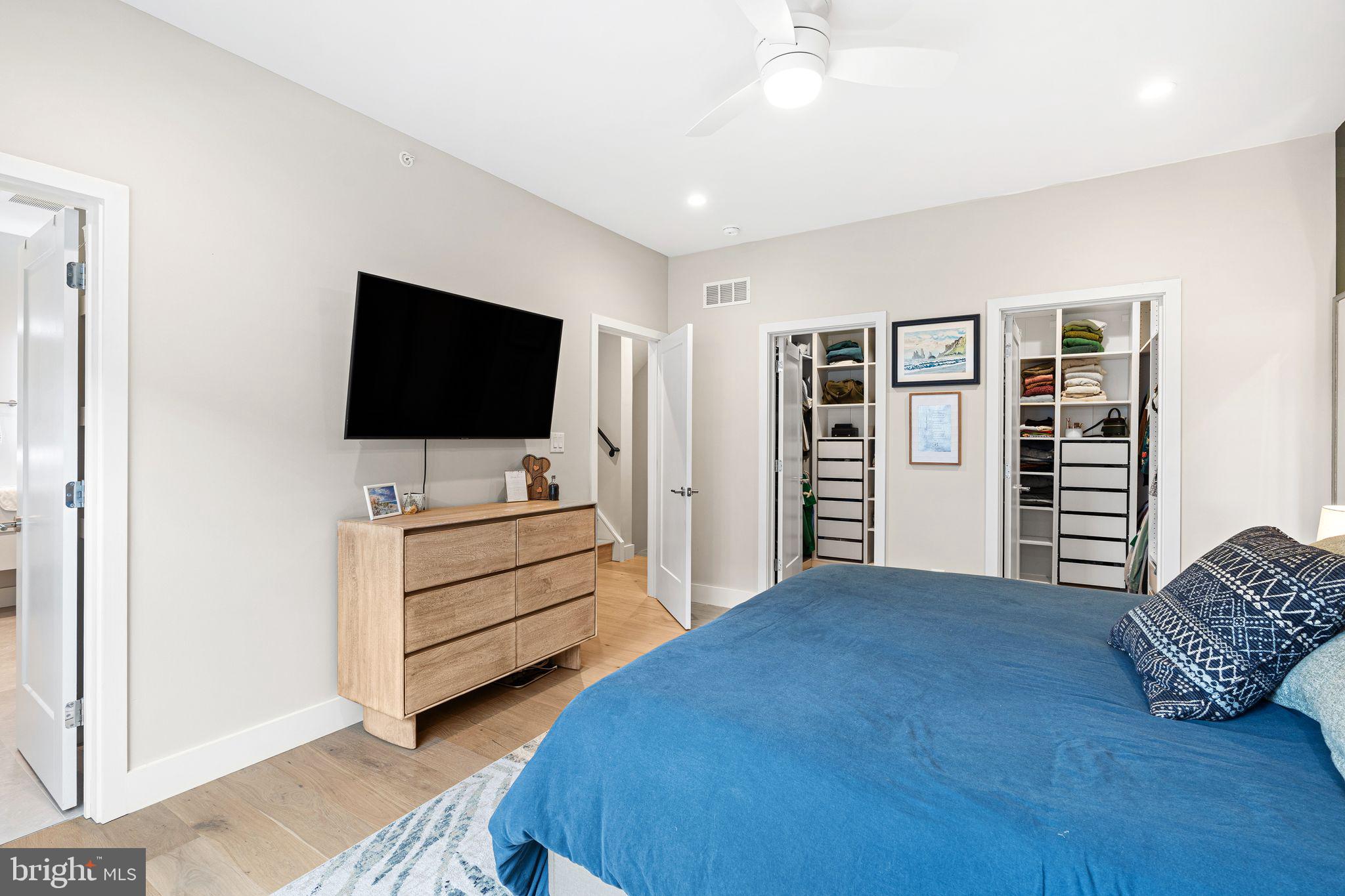 WASHINGTON SQ WEST - Residential